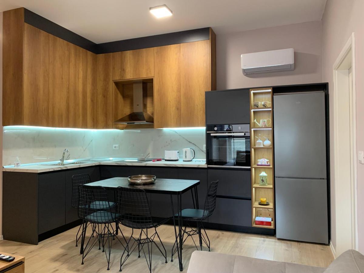 Lovely 1-Bedroom Condo In Tirana Wifi-Netflix-Ac Zewnętrze zdjęcie